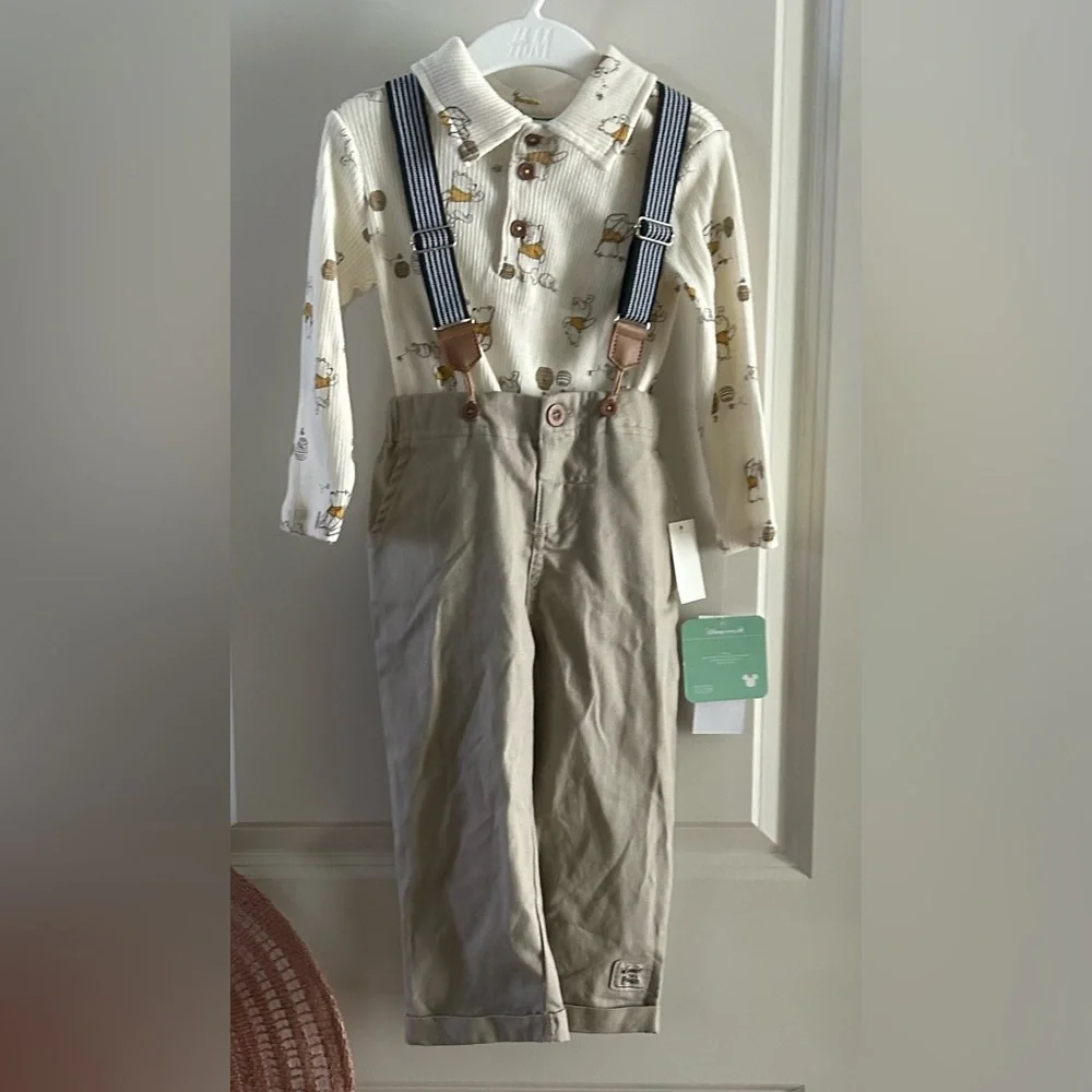 Disney Winnie Pooh 2pc Baby Boy Outfit (Bodysuit Pants with suspenders) 18month